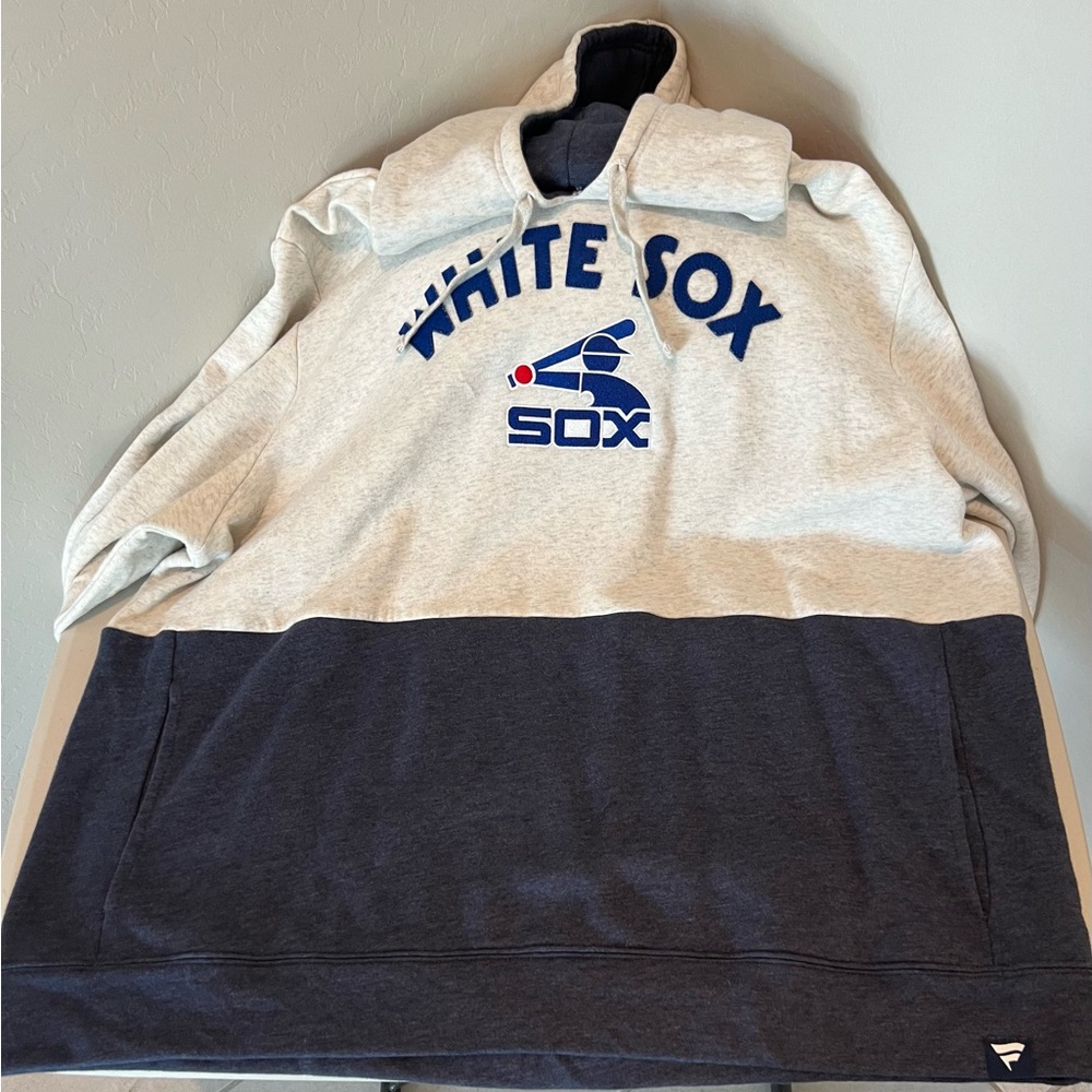 Fanatics Gray and Navy White Sox Hoodie